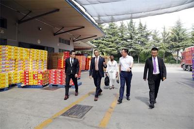 持续“出海行动”结硕果 白象食品与南非驻华大使馆签署战略合作协议，深化转口贸易布局